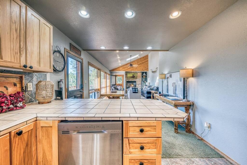 Perk Canyon Hidden Acres-Hot Tub-Gas Fireplace Ruidoso Eksteriør bilde