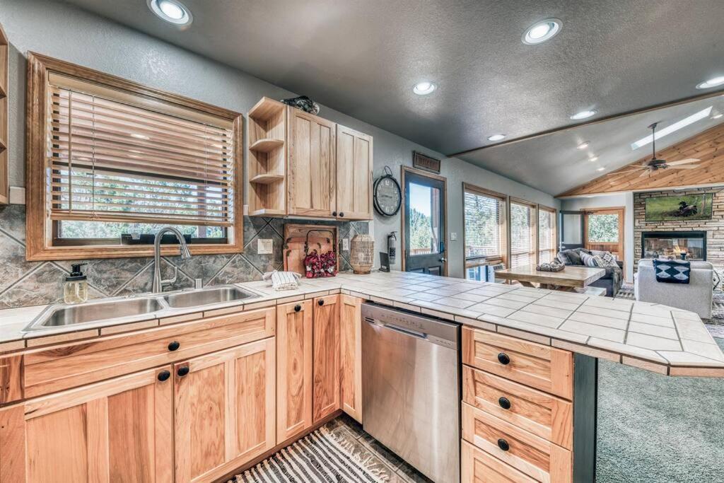 Perk Canyon Hidden Acres-Hot Tub-Gas Fireplace Ruidoso Eksteriør bilde