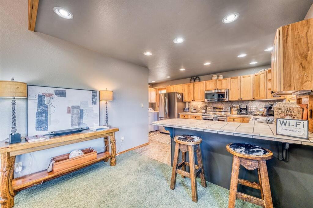 Perk Canyon Hidden Acres-Hot Tub-Gas Fireplace Ruidoso Eksteriør bilde